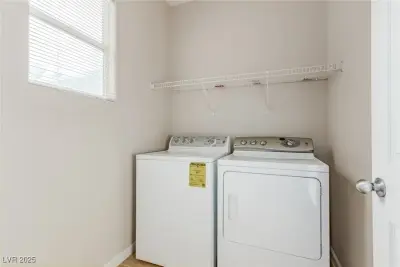 8692 Blakely Ct, Las Vegas, NV 89148