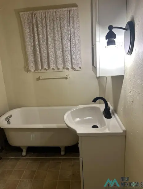 410 N 9th St, Las Vegas, NV 89101-6