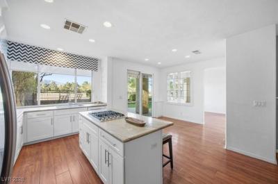 1333 Fox Acres Dr, Las Vegas, NV 89134