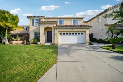 13042 Mesa Verde Way, Sylmar, CA 91342