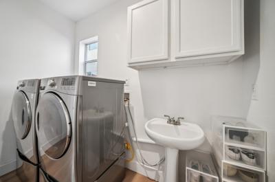 13042 Mesa Verde Way, Sylmar, CA 91342